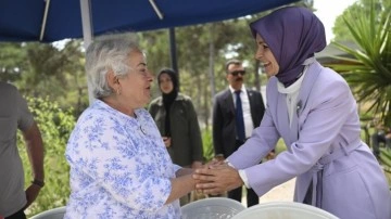 Aile ve Sosyal Hizmetler Bakanı Göktaş, İstanbul'da huzurevini ziyaret etti