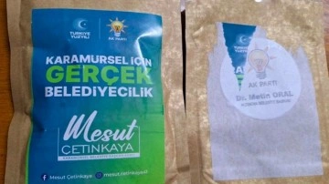AK Partili adayın dağıttığı kahvenin altından başka adayın ismi çıktı