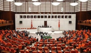 AKP Grup Başkanvekili açıkladı: Başörtüsü teklifi imzaya açıldı
