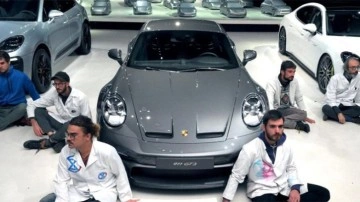 Aktivistler Şimdi de Porsche’yi Hedef Aldı