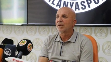 Alanyaspor'da Hasan Çavuşoğlu yeniden başkan seçildi