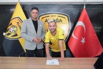 Aliağa Futbol Kulübü, Emirhan Karagülle ile sözleşme imzaladı