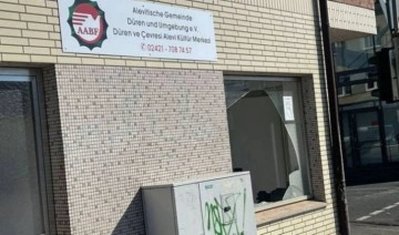 Almanya'da Düren Alevi Kültür Merkezi'ne düzenlenen saldırıda binada hasar oluştu
