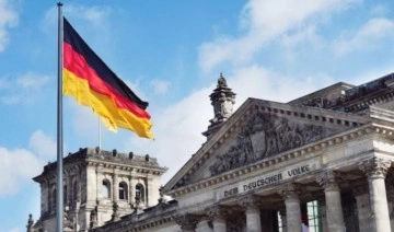 Almanya'dan İsrail'e tepki: Yükümlülüklerini yerine getirmeye çağırıyoruz