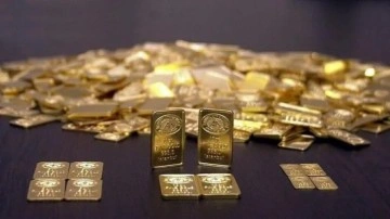 Altın almalı mı satmalı mı? Altın fiyatları için kritik seviyeyi açıkladı