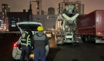 Ambulansa yol vermemek için yola beton dökmüştü: O sürücüye ceza yağdı