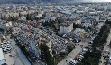 Ankara İtfaiyesi 200 depremzedeyi kurtardı