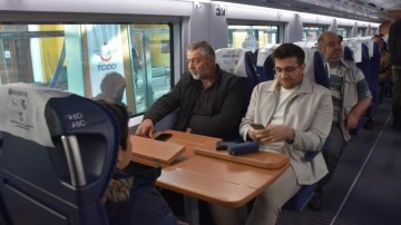 Ankara-Sivas YHT, ilk ücretsiz yolcularıyla Ankara'ya hareket etti