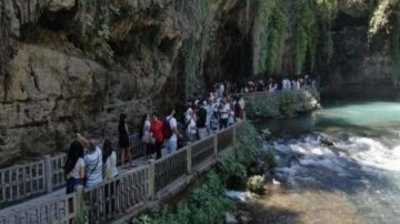Antalya bu yıl 3 milyon Alman turist bekliyor