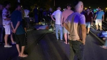 Antalya'da feci kaza: Yolun karşına geçmeye çalışan 3 kadın öldü