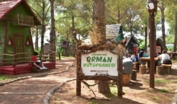 Antalya'da kurulan Orman Kütüphanesi kitapseverleri ağırlıyor