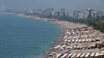 Antalya'ya bayramda tatilci yağdı!