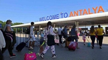Antalya&rsquo;ya turist akını: Yüzde 107 artışla 6 milyonu geçti