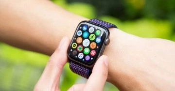 Apple Watch, kullanıcıları deliye döndürdü: Ekranı göremiyorlar!