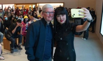 Apple'ın başındaki isim Tim Cook, Kalkınma Forumu için Çin'i ziyaret etti