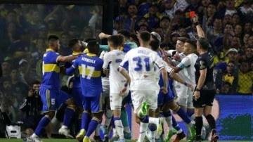 A?rjantin'de olaylı final: Boca Juniors-Racing Club maçında 10 kırmızı kart çıktı