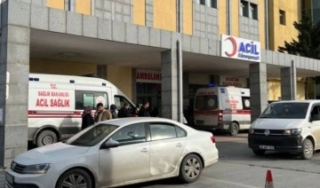 Arnavutköy'de yaklaşık 30 öğrenci, zehirlenme şüphesiyle hastaneye kaldırıldı