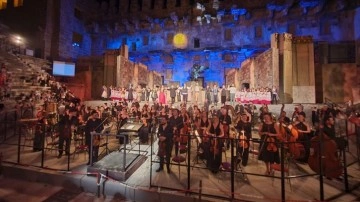 Aspendos'ta Tosca operası sahnelendi