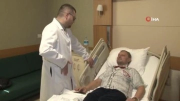 Bacaklarını kaybetme riski bulunan Bulgar hasta Türkiye'de sağlığına kavuştu