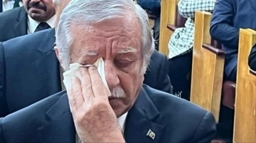 Bahçeli'nin destek açıklamasının ardından Celal Adan gözyaşlarını hakim olamadı