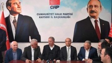 Bakan Akar'dan CHP ve İYİ Parti'ye ziyaret