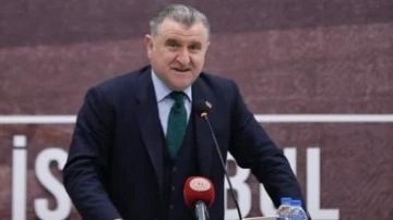 Bakan Bak, Fenerbahçe Opet'i tebrik etti