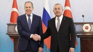 Bakan Çavuşoğlu, Rus mevkidaşı Lavrov ile telefonda görüştü