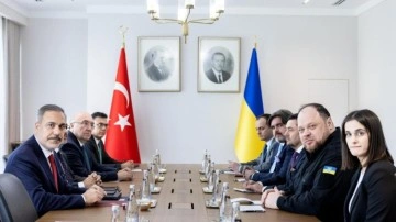Bakan Fidan, Ukrayna Meclis Başkanı Stefanchuk ile görüştü