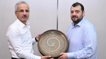Bakan Uraloğlu BAE Yatırım Bakanı Al Suwaidi ile İstanbul'da bir araya geldi