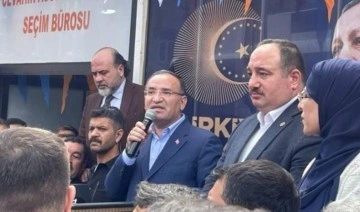 Bekir Bozdağ'dan Ahmet Kaya çıkışı: 'Kılıçdaroğlu'nu alkışlayanlar yüzünden gitti&#03