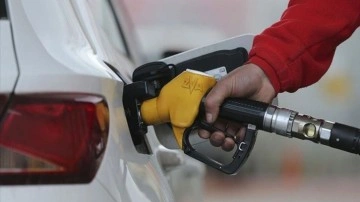 Benzine bu gece yarısı indirim geliyor! 27 Mart 2023 benzin, motorin, LPG fiyatları..