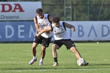 Beşiktaş Futbol Takımı, yeni sezon hazırlıklarını sürdürüyor