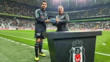 Beşiktaş, Necip Uysal'ı onurlandırdı