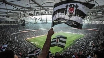 Beşiktaş taraftarından iki futbolcuya şok tepki!