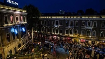 Beşiktaş'ta Harun Tekin'den mini konser