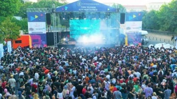 Beyoğlu Kültür Yolu Festivali coşkusu Türk Telekom ile yükseliyor