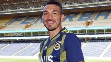 Bir dönem Fenerbahçe forması da giyen Mevlüt Erdinç futbolu bıraktığını açıkladı