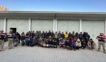 Bitlis’te durdurulan minibüsten 60 kaçak göçmen çıktı