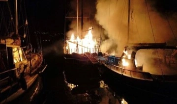 Bodrum'da tekneler alev aldı