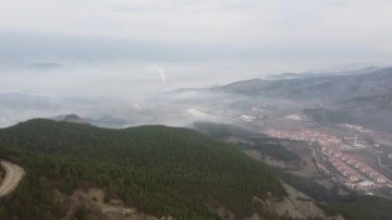 Bolu'da yoğun sis sürücülere zor anlar yaşattı