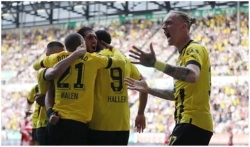 Borussia Dortmund şampiyonluğa çok yakın! Augsburg 0 - 3 Borussia Dortmund (Maç sonucu)