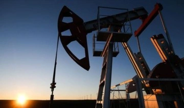 Brent petrolde belirgin düşüş: Yüzde 5'in üzerinde geriledi