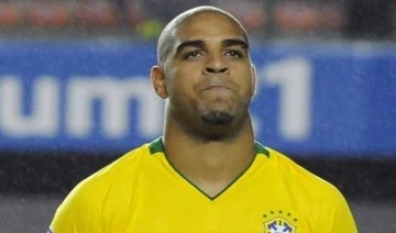 Brezilya'nın efsane futbolcusu Adriano'nun nikahı kısa sürdü