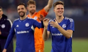 Bundesliga'da Schalke, son dakikada güldü