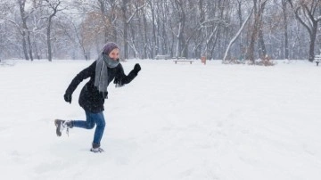 Buzlu ve karlı havalarda düşme ve sakatlanma riskine dikkat!