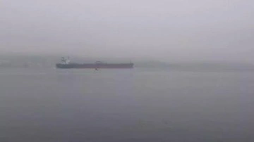 Çanakkale Boğazı'nda yoğun sis: Gemi geçişlerine kapatıldı