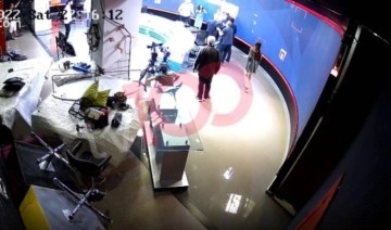 Cemal Enginyurt'un korumasının gazeteci Şimşek'e saldırısı kameralara yansıdı!