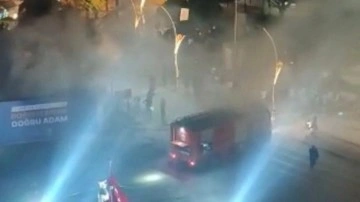 Cengiz Kurtoğlu konserinde yangın! Bakan bölgeden uzaklaştırıldı