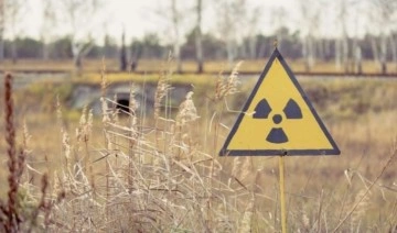 Çernobil'de balık tutan askerler radyasyona yakalandı