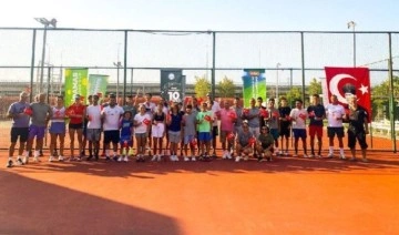 Çeşme’de tenis turnuvası heyecanı